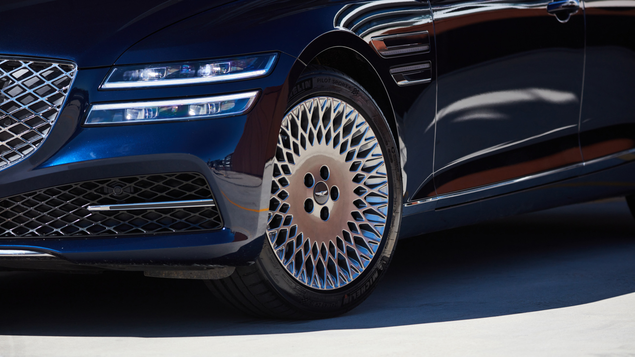 Genesis G80 2021 19 inch lace wheel