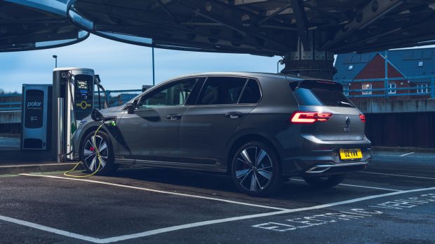 Volkswagen Golf GTE 2021 rear