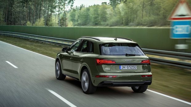 Audi Q5 40 TDI 2021 motion