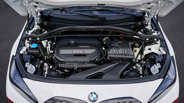 BMW 128ti 2021 engine