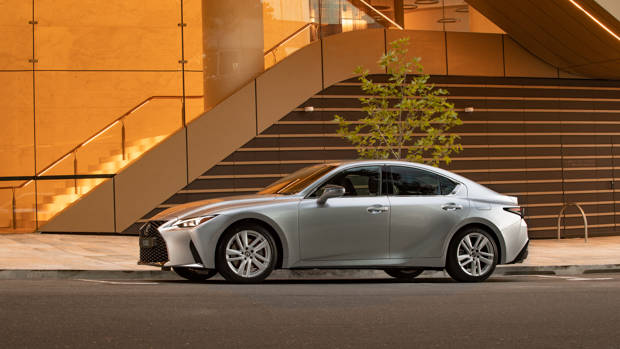 Lexus IS Luxury 2021 silver side profile