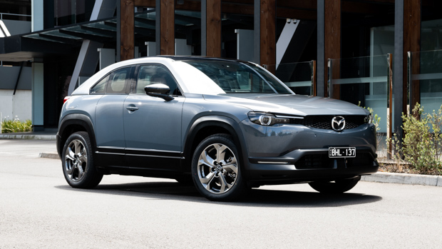 Mazda MX-30 EV 2021 polymetal grey front end