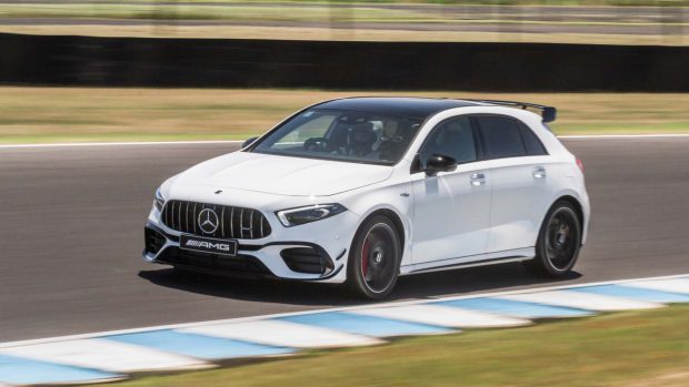 Mercedes-AMG A 45 S 2021-3