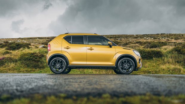 Suzuki Ignis 2021 side