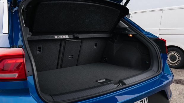 Volkswagen T-Roc 110TSI 2021 boot