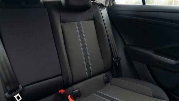 Volkswagen T-Roc 110TSI 2021 standard seats