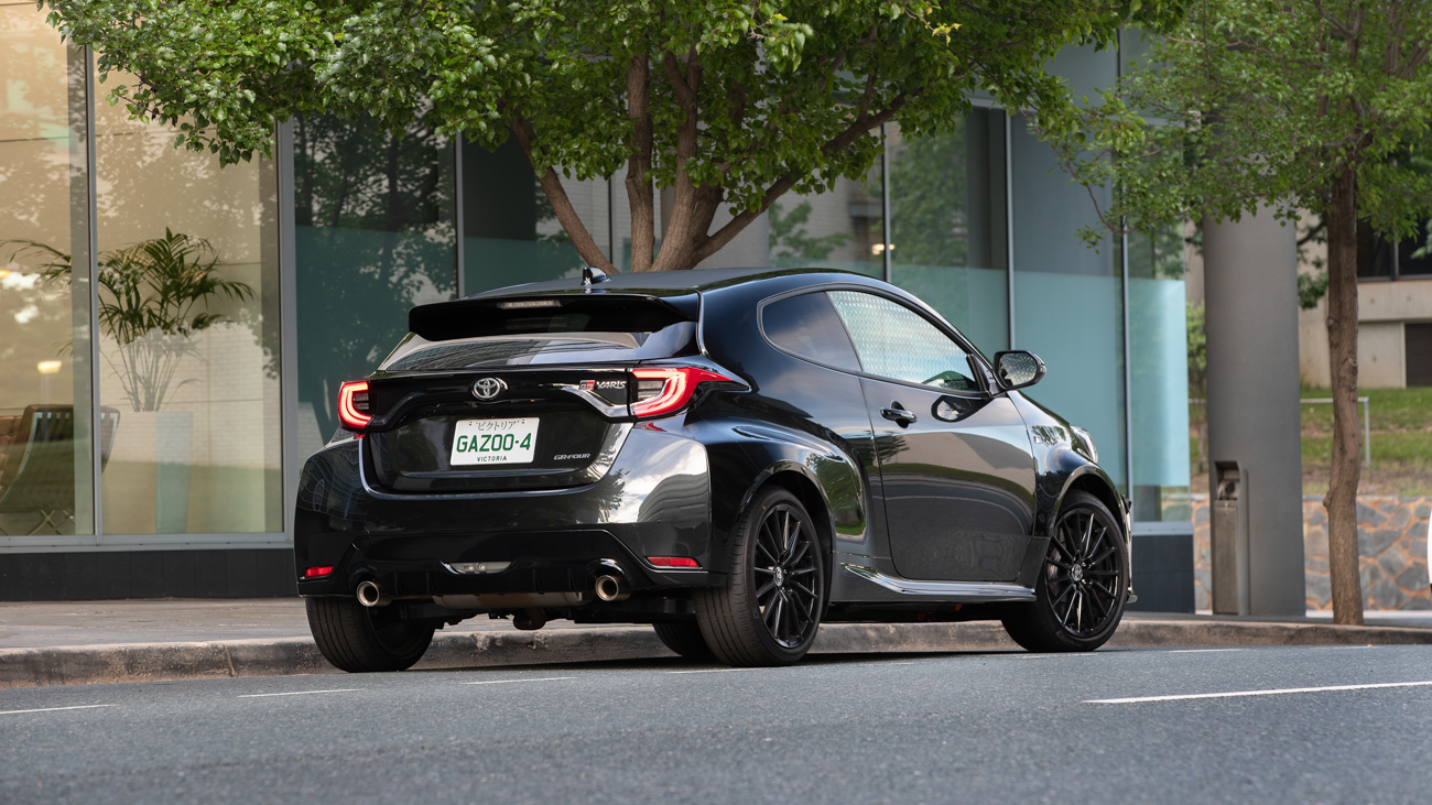 Toyota GR Yaris 2021 black rear end