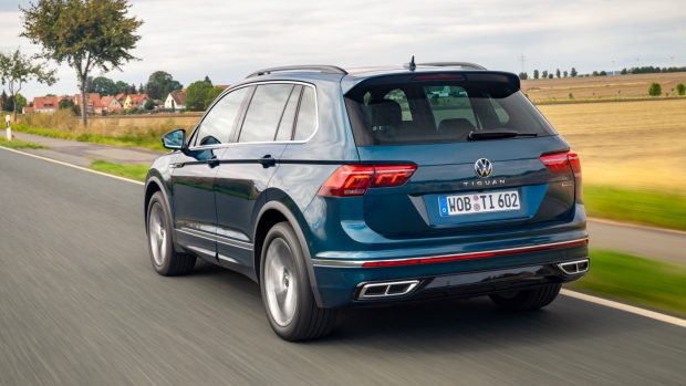 Volkswagen Tiguan 2021 R-Line rear