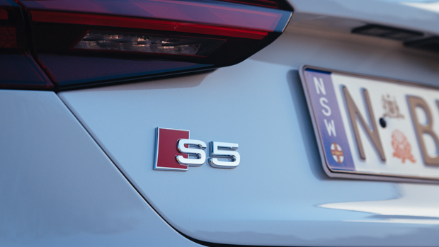 Audi S5 Sportback 2021 badging