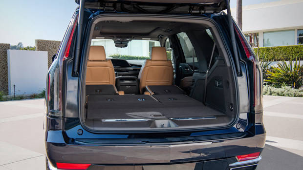 Cadillac Escalade 2021: full-size American SUV luxury ...