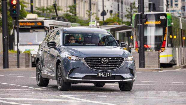 Mazda CX-9 GT SP 2021 Polymetal Grey driving