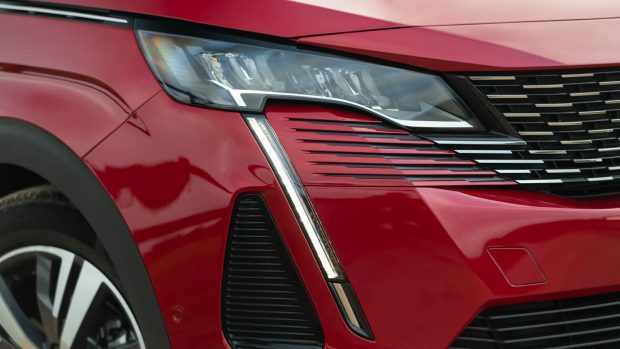 Peugeot 5008 2021 Grille detail