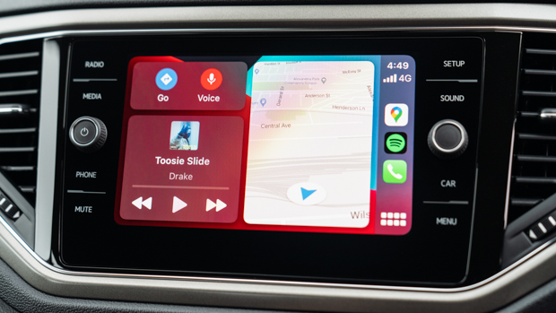 Volkswagen T-Roc 110TSI Style 8 inch touchscreen