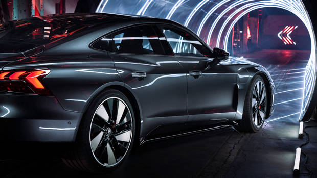 Audi e-tron GT 2021 close up rear