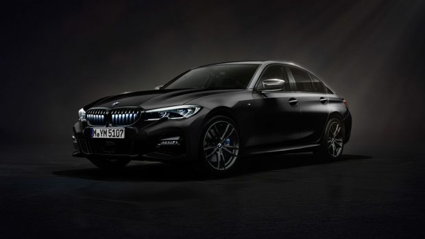 BMW 330i Iconic 2021 Black