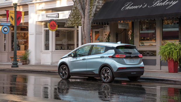 Chevrolet Bolt 2021 rear city