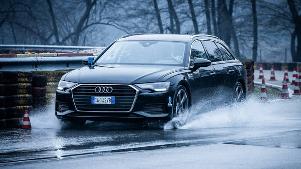 Easy Rain aquaplaning testing Audi A6
