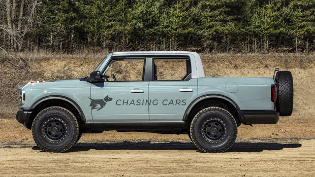 Ford Bronco 2021 ute render side