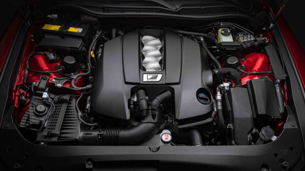 Lexus IS 500 F Sport Performance 2021 engine