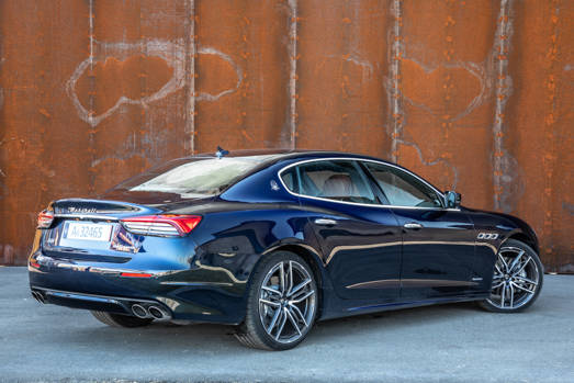 Maserati Quattroporte 2021 rear 3/4