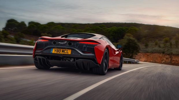 McLaren Artura 2021-4