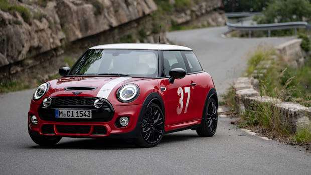 Mini hatch Paddy Hopkirk Edition 2021 front