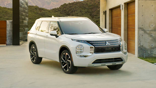 Mitsubishi Outlander 2021 front