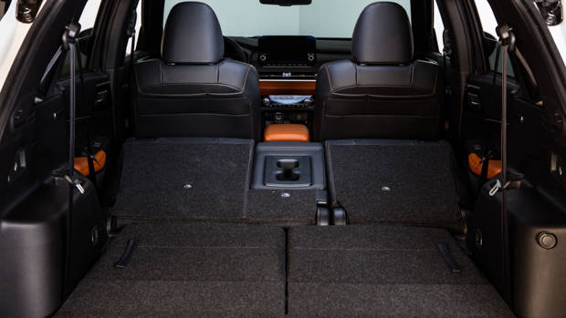 Mitsubishi Outlander 2021 boot