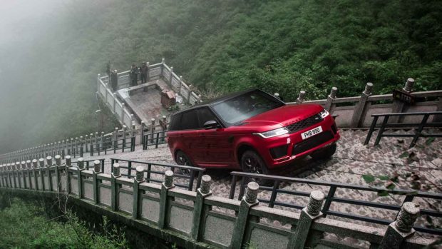 Ranger Rover Sport 2021 Stairs