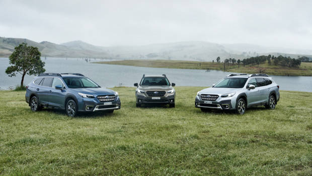 Subaru Outback 2021 left to right, Outback, Outback Sport and Outback Touring