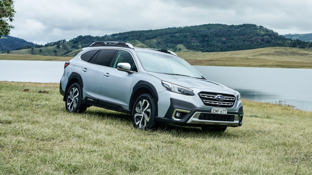 Subaru Outback Touring 2021 front