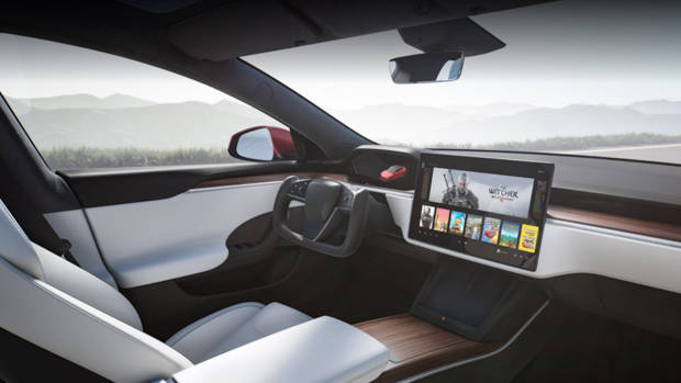 Tesla Model S Plaid 2022 interior