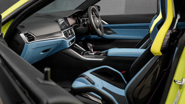 BMW M4 Competition G82 blue interior 2021