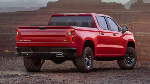 Chevrolet Silverado LT Trail Boss 2021 rear