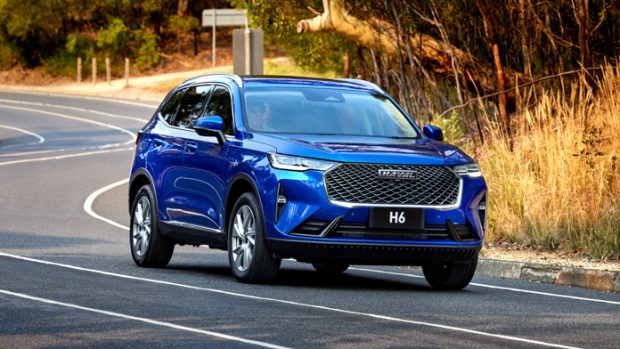 Haval H6 2021 driving