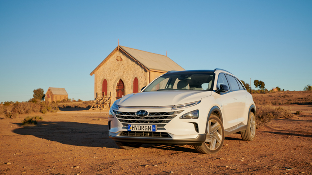 Hyundai Nexo 2021 dirt road
