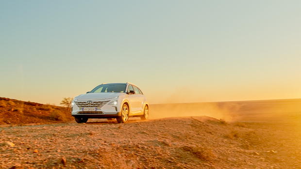 Hyundai Nexo 2021 dirt road
