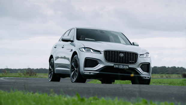 Jaguar F-Pace 2021-8