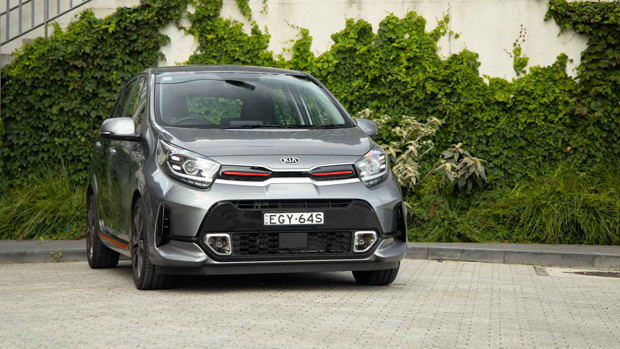 Kia Picanto GT-Line 2021 front end