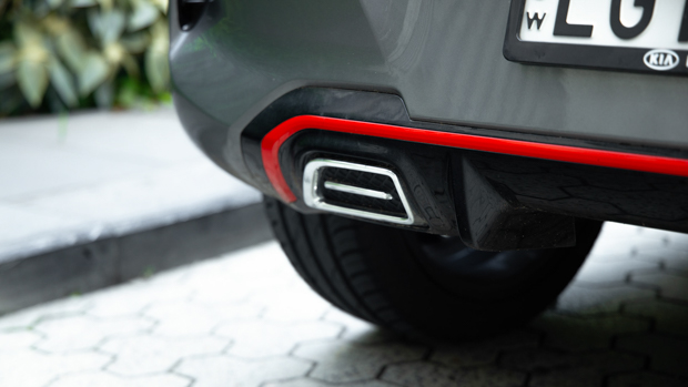 Kia Picanto GT-Line 2021 tailpipe