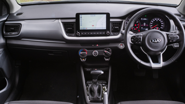 Kia Stonic Sport 2021 dashboard