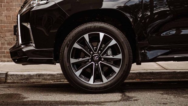 Lexus LX 570 S 2021_-6