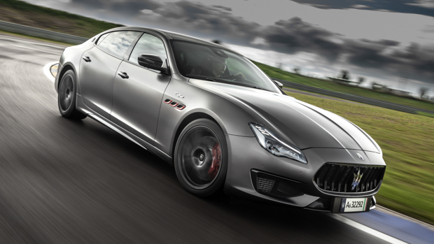 Maserati Quattroporte Trofeo 2021 front driving 2