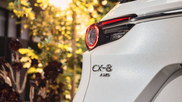 Mazda CX-8 2021 rear light