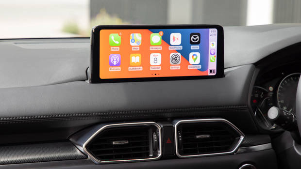 Mazda CX-8 2021 infotainment