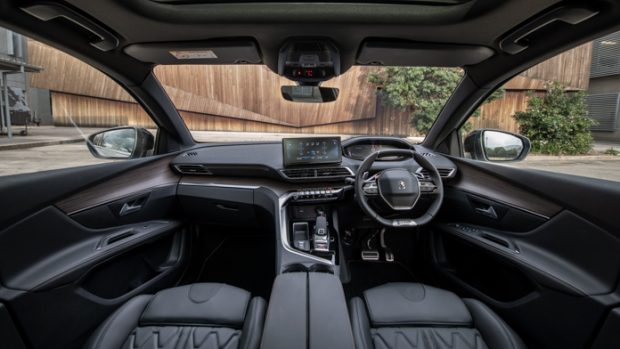 Peugeot 5008 2021 GT Petrol interior