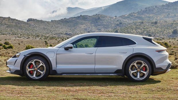 Porsche Taycan Cross Turismo 2021 side