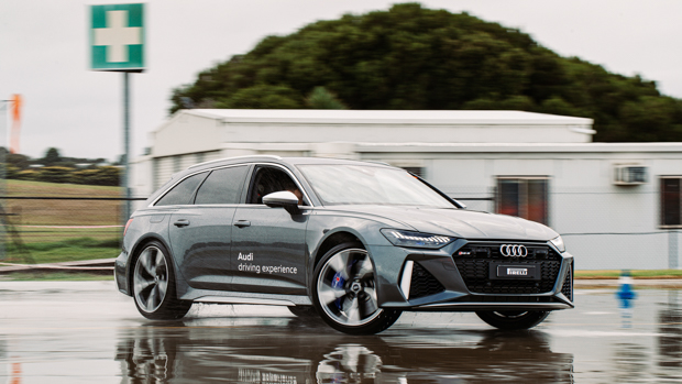 Audi Driving Experience RS6 Drift