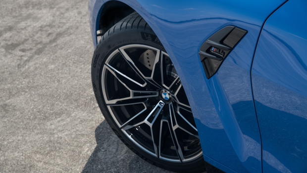 BMW M4 Competition xDrive 2022 wheel