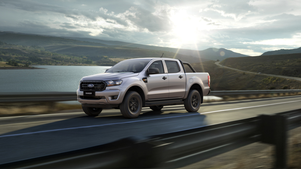 Ford Ranger 2021 4X2 XL driving